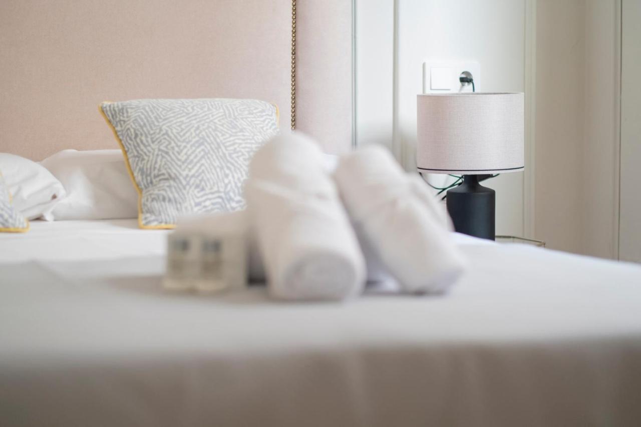 Apartamento Plaza De La Merced 4 Habitaciones 말라가 외부 사진